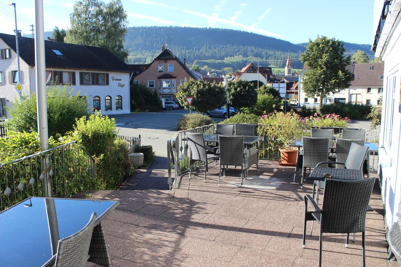 Hotel Heuberger Hof, Wehingen Екстер'єр фото