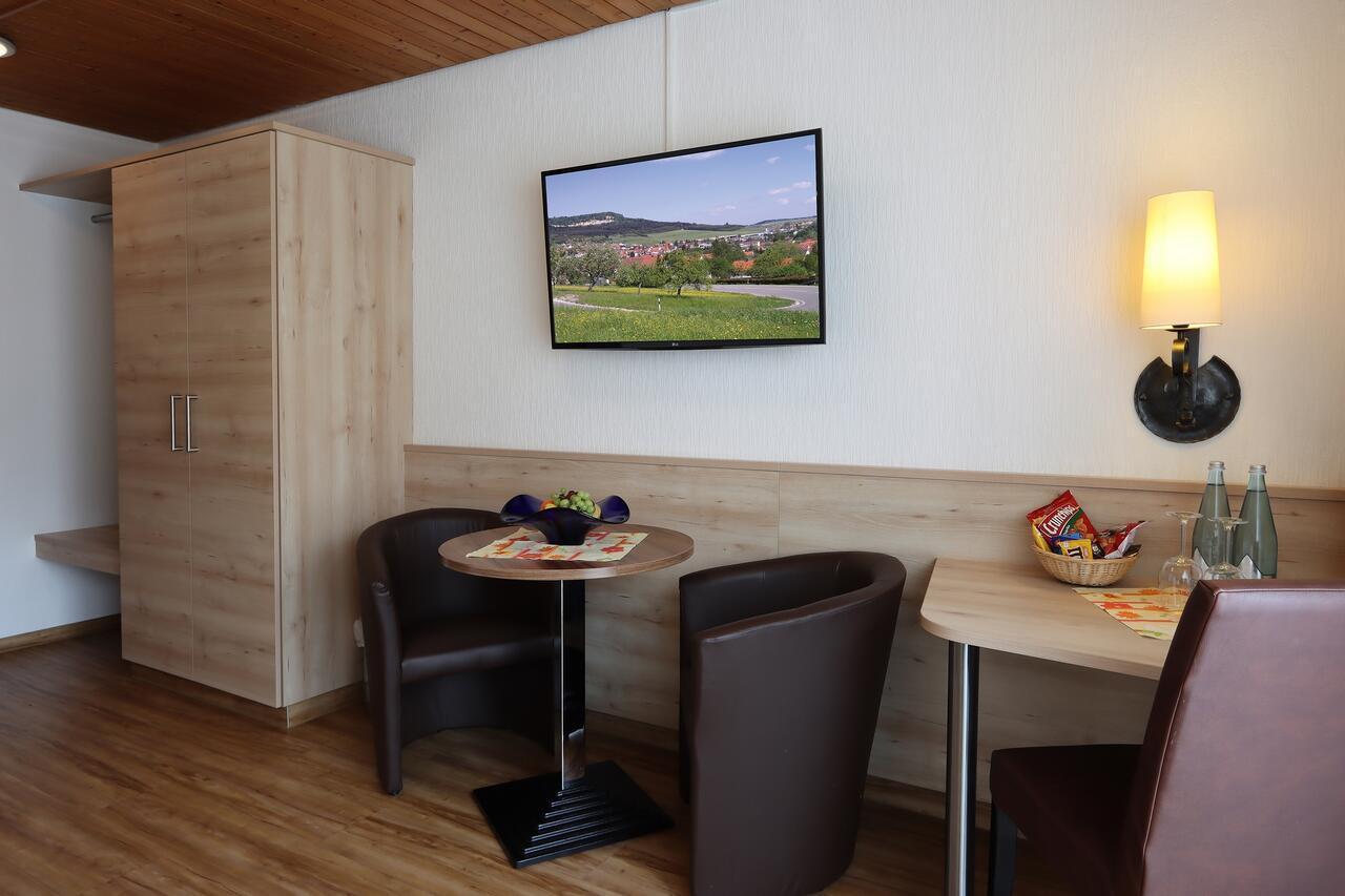Hotel Heuberger Hof, Wehingen Екстер'єр фото