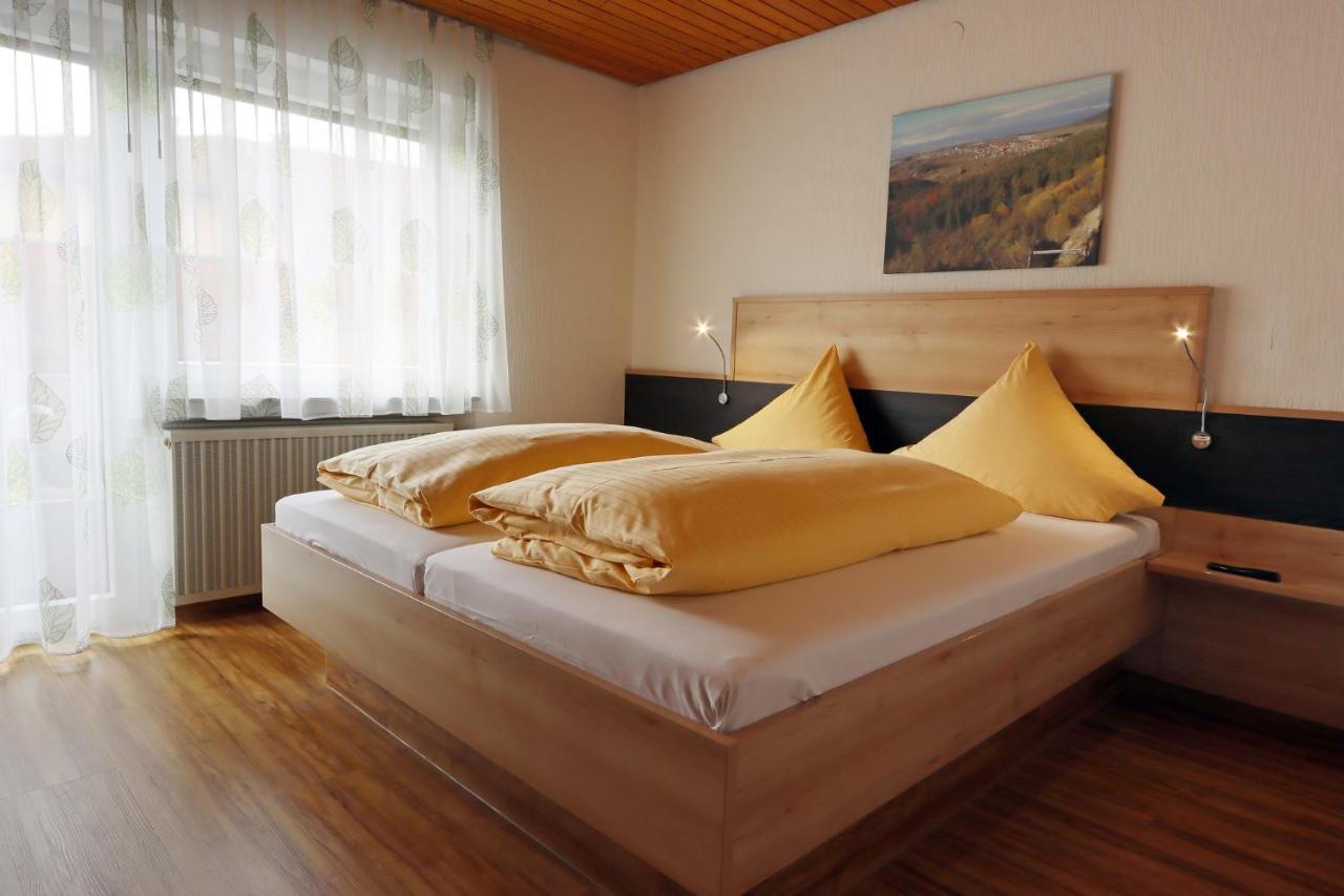 Hotel Heuberger Hof, Wehingen Екстер'єр фото